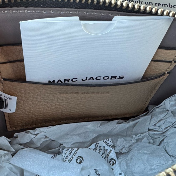 Marc Jacobs Beige Leather Shoulder mini Bag, brand new - Picture 5 of 7